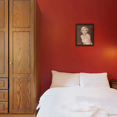 The Marilyn Mansion